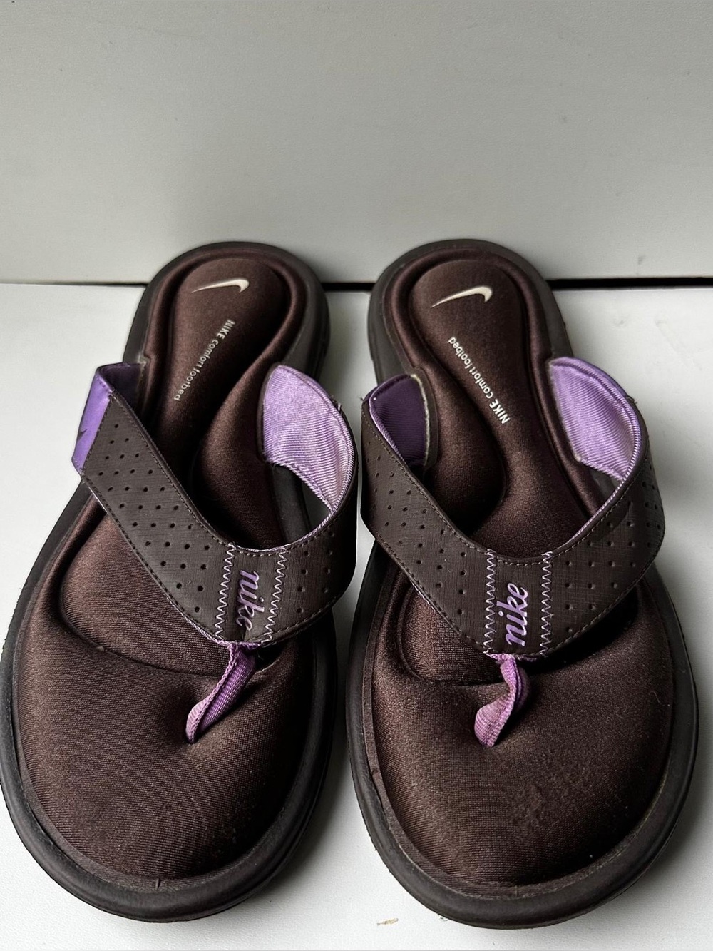 Nike Comfort Footbed Thong Sandals Flip Flops Women’s Size 10 Brown Purple